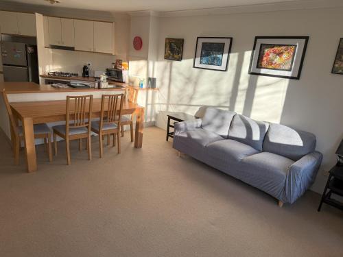 Erskineville Apartment | Quiet and convenient