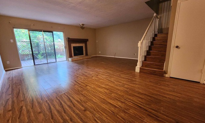 Spring Branch West House | Quiet and Peaceful Energy Corridor location