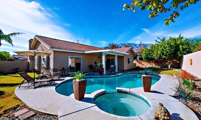Desert Park Estates House | Quiet and peaceful Retreat. If u like things quiet and peaceful city ID 4132