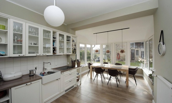 Wustrau House | Quiet and stylish vacation idyll: semi-detached house with pool and fireplace, 800 m to the lake
