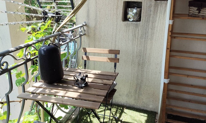 Merindol Apartment | Quiet apartment at the foot of the Luberon