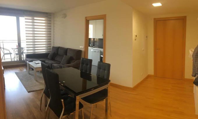 Sant Adria de Besos Apartment | Quiet apartment near the center and the beach