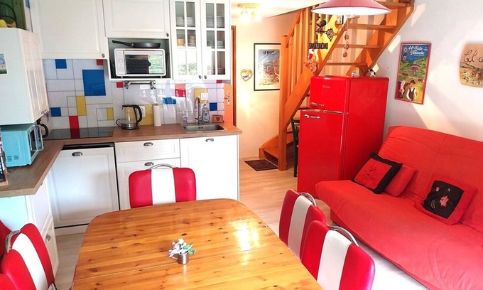 Station de Drouzin le Mont Apartment | Quiet apartment with balcony and kitchenette - 3 rooms