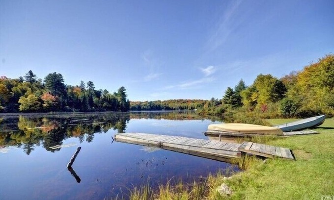 Magnetawan Hotel | Quiet Bay Inn & Café