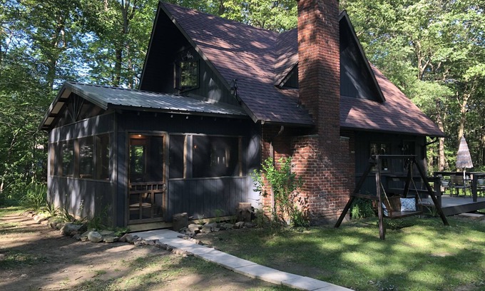Gray House | Quiet cabin in a perfect location; close to skiing, hiking and biking trails.