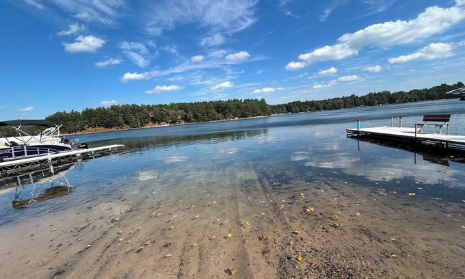 Redgranite Cabin | Quiet cabin in the woods just across from Pearl Lake.