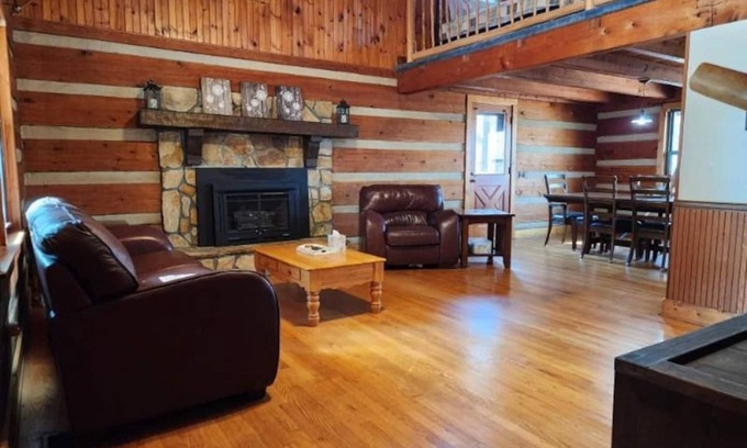 Barium Springs Cabin | Quiet Cabin Near Mooresville, NC