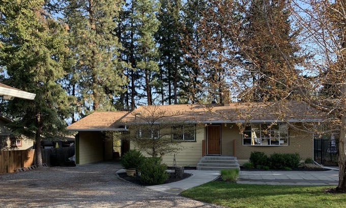 Crawford House | Quiet, Close to beaches, large space