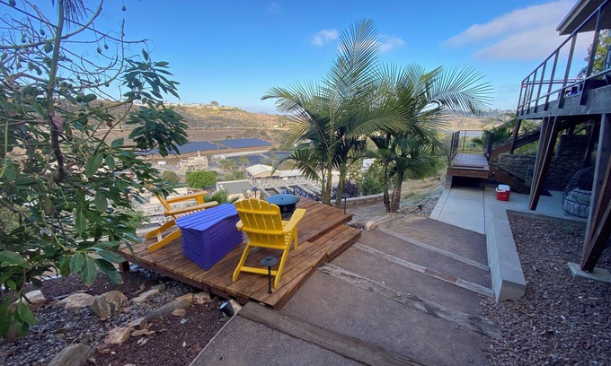 Cardiff-by-the-Sea Apartment | Quiet Coastal Studio in Cardiff , Walk to Beach , 30+ Night Stay Only