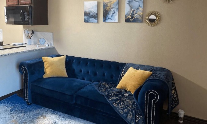 Lacy-Lakeview Apartment | Quiet & Comfy Apartment Lacy Lakeview