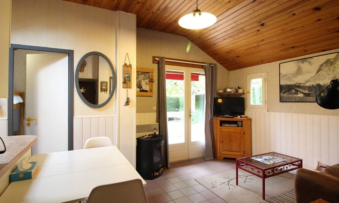 Murat-le-Quaire House | Quiet cottage with enclosed garden, pets allowed, parking, 2 km from La Bourboule center