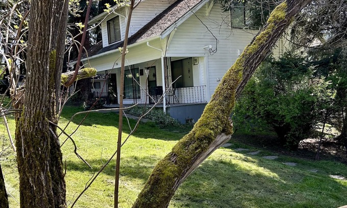 Clatskanie Other | Quiet country farmhouse, the scenery says it all - near Beaver PGE Power Plant.