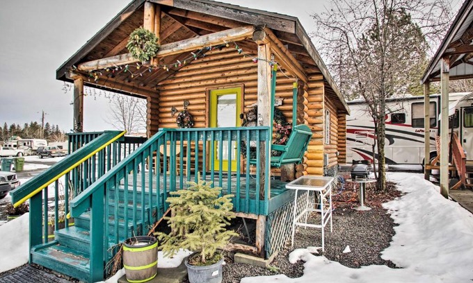 Winchester Apartment | Quiet Couples Retreat Studio by Winchester Lake!