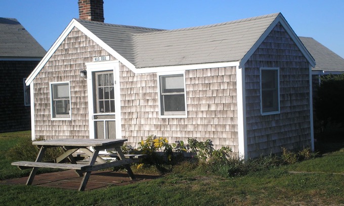 Truro Cottage | Quiet, Cozy Cottage at Corn Hill Beach