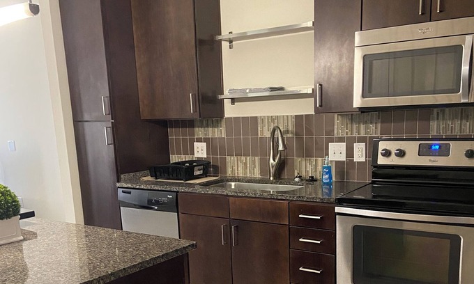 Addison Apartment | Quiet Cozy Getaway to Dallas!