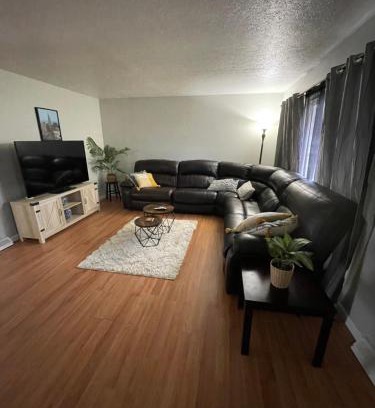 South Hills House | Quiet & Cozy home near Hospitals