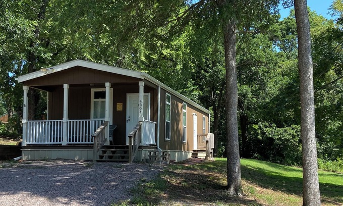 Kingston House | Quiet Cozy House. Near Alberta Creek Marina. Relax or just fish!