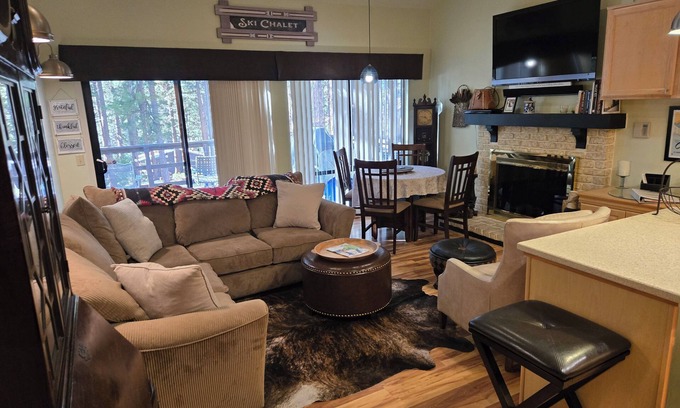Incline Village Condo | Quiet & Cozy North Lake Tahoe Mountain Getaway