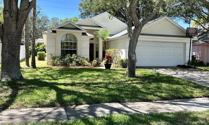 Palm Harbor House | Quiet cozy private room