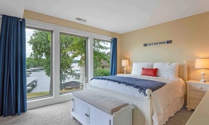 Lake Ozark Condo | Quiet & Cozy Waterfront Condo at the Lake of the Ozarks!