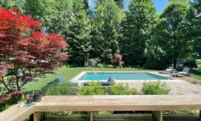Saratoga Springs House | Quiet Cul-De-Sac w/Pool, 2-3 miles to Town & Track