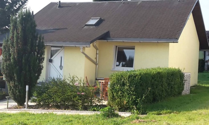 Schmiedefeld am Rennsteig House | quiet holiday home near Rennsteig and directly at the ski lift