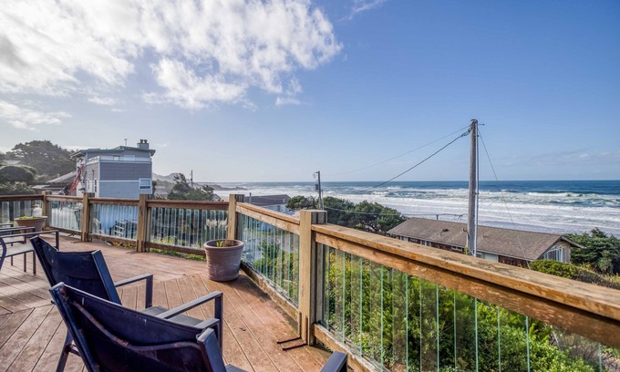 Lincoln Beach House | Quiet Depoe Bay Oceanview Log Home, Three King Bedrooms, Games and Firepit!