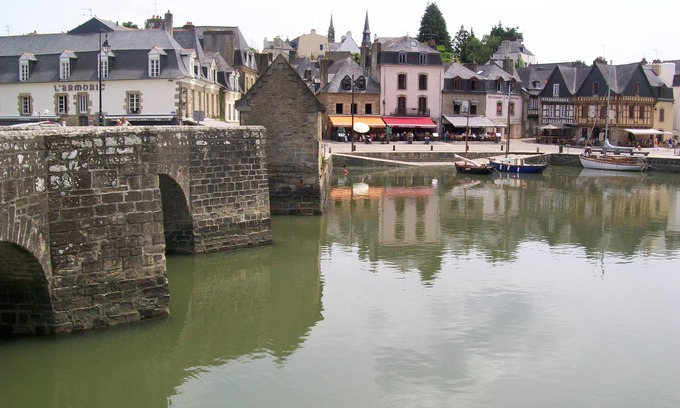 Port de St Goustan Cottage | Quiet duplex apartment in the heart of the Saint-Goustan district