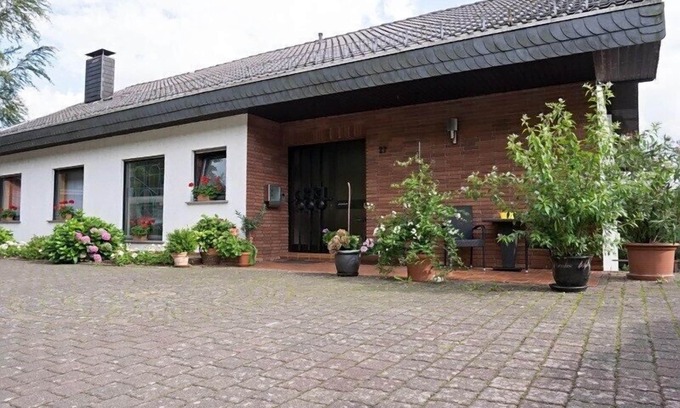 Losheim am See Apartment | Quiet edge of the forest with a beautiful panorama