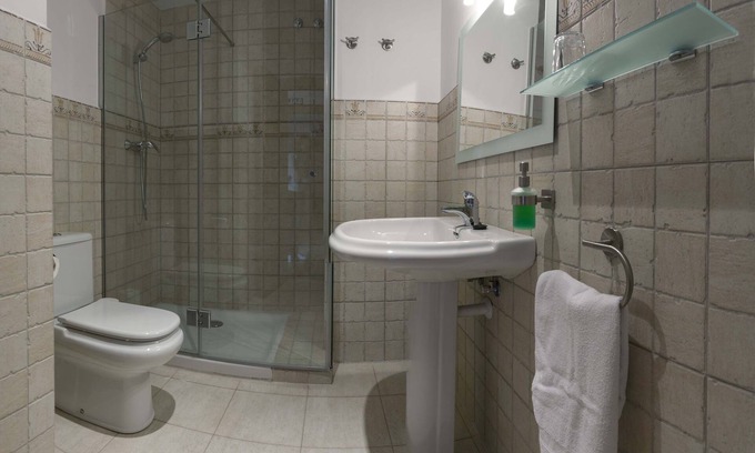 Loarre Bed & Breakfast | Quiet house to disconnect