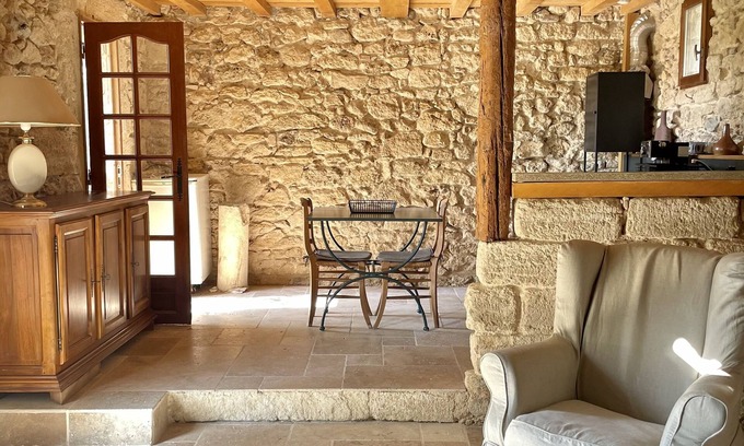 Fabregues House | Quiet farmhouse in the heart of nature
