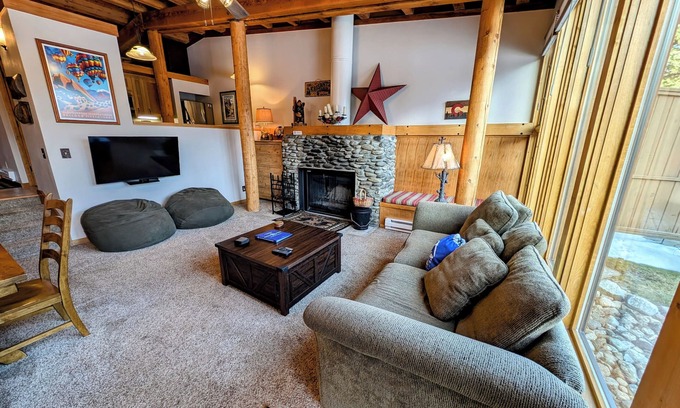 Keystone Condo | Quiet, Floor-to-Ceiling Windows, Best View!