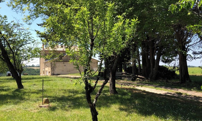 Saint-Michel-Lapujade House | Quiet country house with breathtaking views 6/8 persons