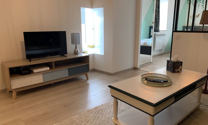 Meung-sur-Loire Apartment | Quiet, fully-equipped apartment in the heart of Meung/Loire