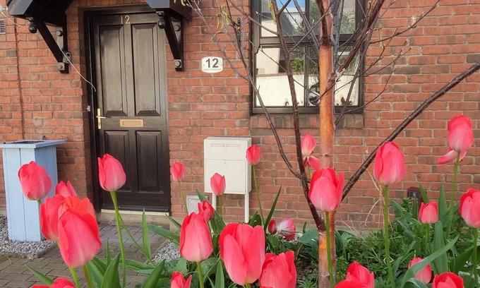 The Liberties House | Quiet gated Townhouse within walking distance to all attractions