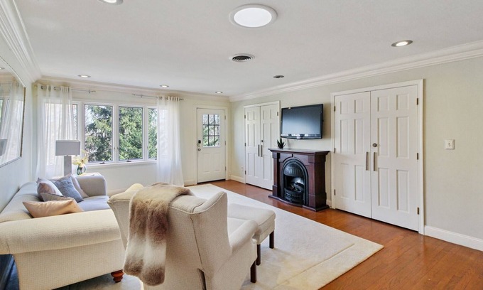 Long Green Condo | Quiet Getaway in Gated Community! Private Deck and BBQ - 18 Mi to Downtown Baltimore by RedAwning
