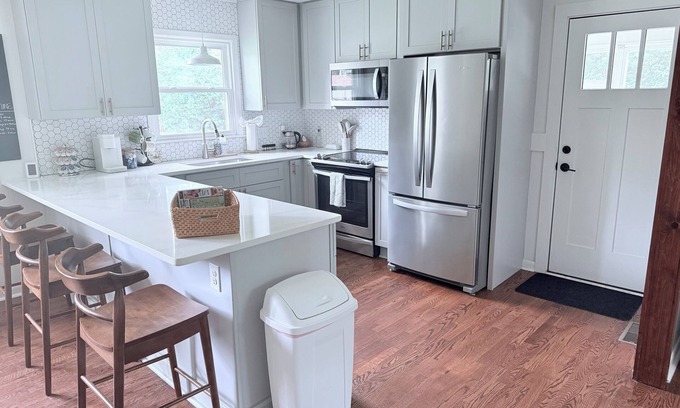 Pineywoods House | Quiet Getaway in Wimington, NC near golf course and beach