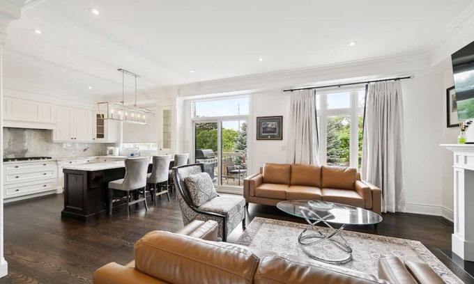 Applewood House | Quiet Getaway: Perfect for Families & Retreats