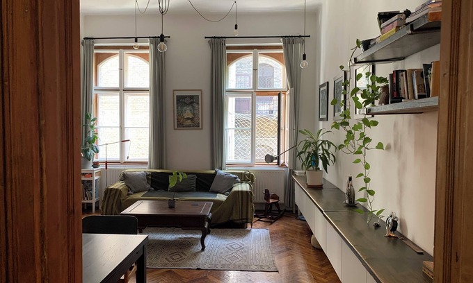 Belso-Ferencvaros Apartment | Quiet HOME by Central Market