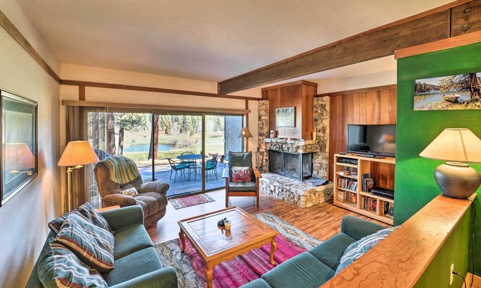 Graeagle Cottage | Quiet Home w/Graeagle Meadows Golf Course View!