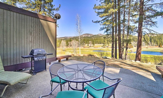 Graeagle House | Quiet Home w/Graeagle Meadows Golf Course View!