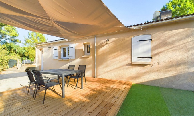Saint-Hilaire-de-Riez Ski Chalet | Quiet house for 6 with garden