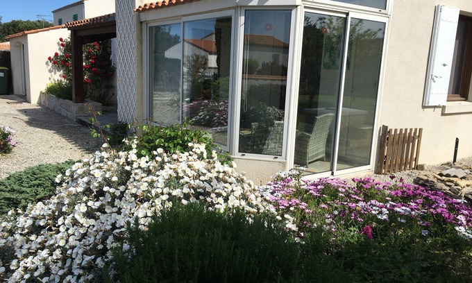 Saint-Denis-d'Oleron House | Quiet house in a private dead end 150m from the beach.