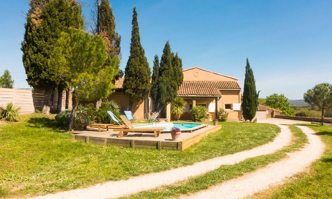 Loupia House | Quiet house classified 3* with private pool and air conditionning near Limoux