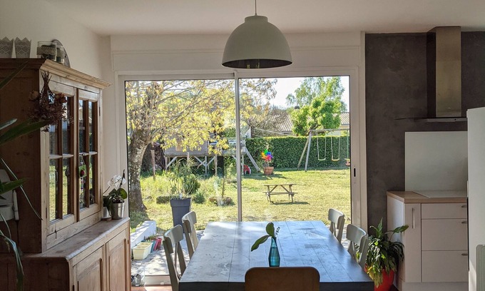 Martignas-Sur-Jalle House | Quiet house 20min from the lake, above-ground pool, 25mn from the ocean, 30mn from Bordeaux
