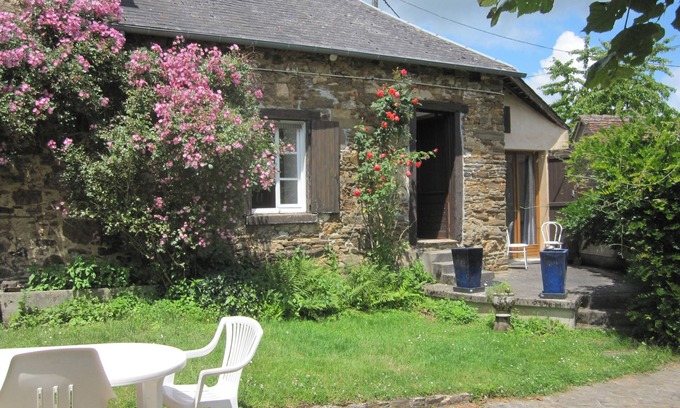Beyssac House | Quiet house, hiking trails, swimming pool, relaxation