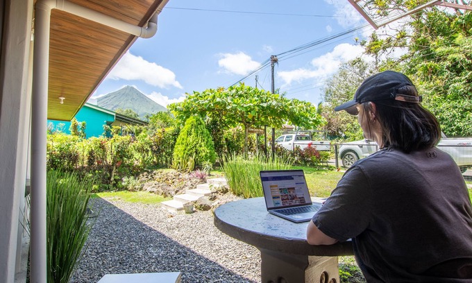 La Fortuna House | Quiet house, nature, volcano view in La Fortuna