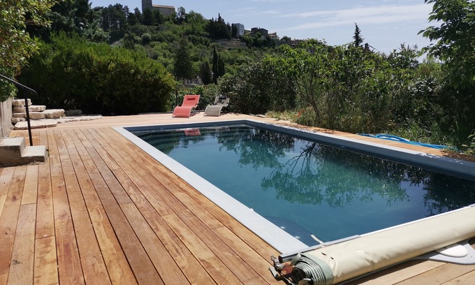 Reillanne House | Quiet house, swimming pool and magnificent view of the Luberon
