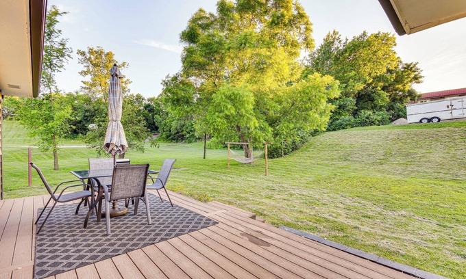 Jefferson City House | Quiet Jefferson City Retreat - Walk to McKay Park!