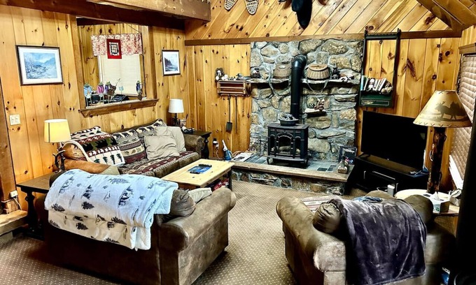 Union Cabin | Quiet Maine Cabin Getaway